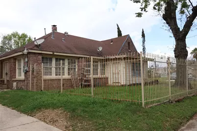 2322 Oakdale Street, Houston, TX 77004 - Photo 2