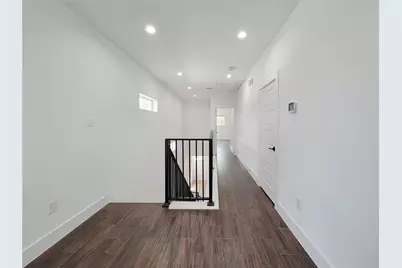 5019 Creekmont Drive, Houston, TX 77091 - Photo 20