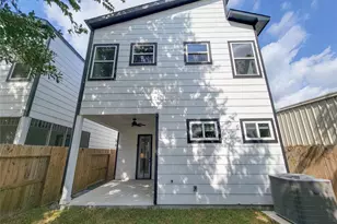 5019 Creekmont Dr, Houston, TX 77091 - Photo 38