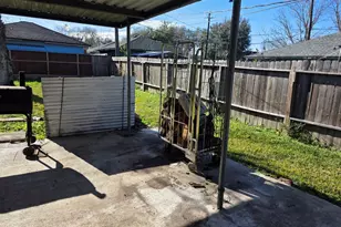 6206 Schevers St, Houston, TX 77087 - Photo 10