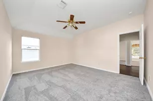 5519 Gatesprings Ln, Sugar Land, TX 77479 - Photo 38