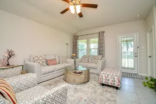 12821 S Winding Pines Dr, Tomball, TX 77375 - Photo 16
