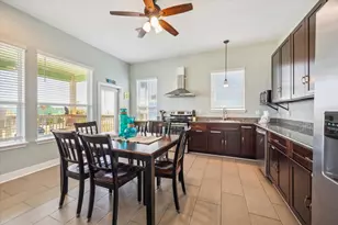 11216 Reagor Way, Galveston, TX 77554 - Photo 4