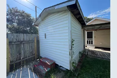 5109 Ave Q 1/2, Galveston, TX 77551 - Photo 14