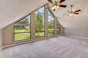 10045 Valley Dr S, Willis, TX 77318 - Photo 38