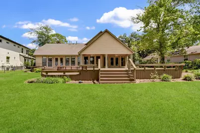 10045 Valley Drive S, Willis, TX 77318 - Photo 42
