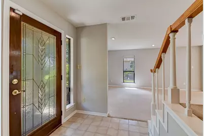 10045 Valley Drive S, Willis, TX 77318 - Photo 6