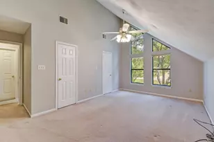 10045 Valley Dr S, Willis, TX 77318 - Photo 36
