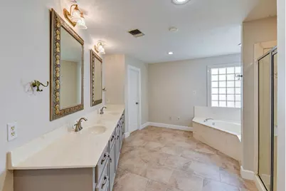 10045 Valley Drive S, Willis, TX 77318 - Photo 26