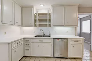 10045 Valley Dr S, Willis, TX 77318 - Photo 16