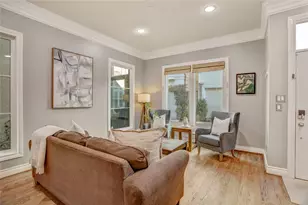 3852 Gramercy St, Houston, TX 77025 - Photo 2