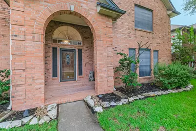 10218 Hedge Way Drive, Houston, TX 77065 - Photo 2