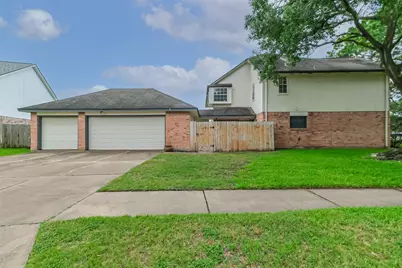 10218 Hedge Way Drive, Houston, TX 77065 - Photo 4