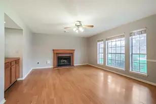 10218 Hedge Way Dr, Houston, TX 77065 - Photo 10