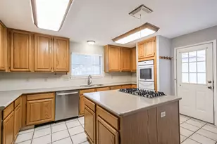 10218 Hedge Way Dr, Houston, TX 77065 - Photo 14