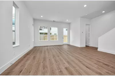 2216 Via Cami, Houston, TX 77051 - Photo 10