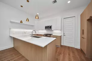 2216 Via Cami, Houston, TX 77051 - Photo 2