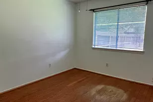 3702 Echo Grove Ln, Houston, TX 77043 - Photo 12