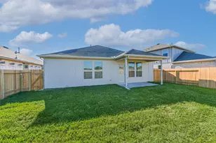 3075 Clydesdale Dr, Alvin, TX 77511 - Photo 34