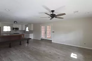 1600 Southern Oaks Dr, Conroe, TX 77301 - Photo 8