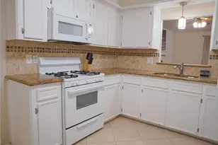 36 S High Oaks Circle S, The Woodlands, TX 77380 - Photo 6