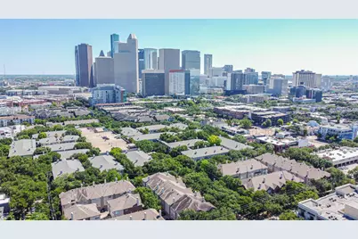 227 McGowen Street, Houston, TX 77006 - Photo 1