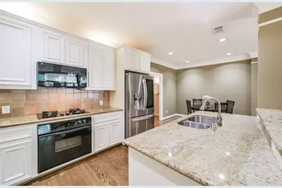 227 McGowen Street, Houston, TX 77006 - Photo 10