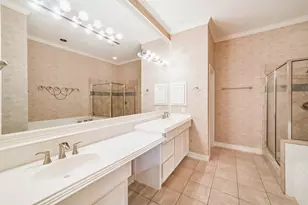 227 McGowen St, Houston, TX 77006 - Photo 18