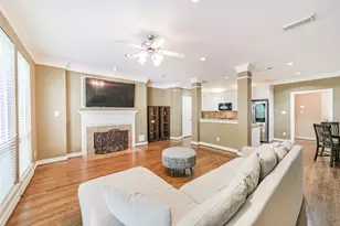 227 McGowen St, Houston, TX 77006 - Photo 6