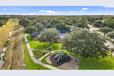1017 Oak Knoll Court, Sugar Land, TX 77498 - Photo 40