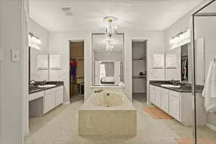 1017 Oak Knoll Ct, Sugar Land, TX 77498 - Photo 22