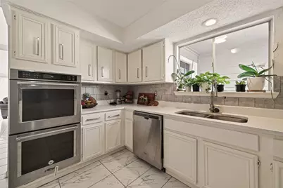 3214 Meadway Drive, Houston, TX 77082 - Photo 20