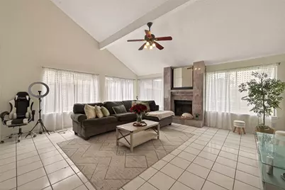 3214 Meadway Drive, Houston, TX 77082 - Photo 10