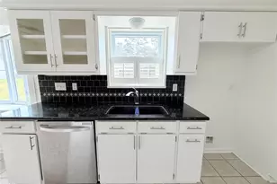 22176 Heatherwood Dr, Porter, TX 77365 - Photo 10