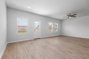 9552 Caney Trails Rd, Conroe, TX 77303 - Photo 4