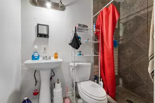 12022 Meadowpass St, Houston, TX 77076 - Photo 16