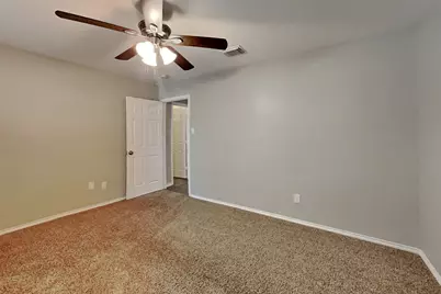 26873 Manor Falls Drive, Kingwood, TX 77339 - Photo 14