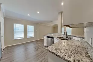 26873 Manor Falls Dr, Kingwood, TX 77339 - Photo 4