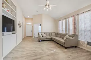 2711 Chaplin Pl Dr, Humble, TX 77396 - Photo 2