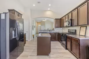 2711 Chaplin Pl Dr, Humble, TX 77396 - Photo 8