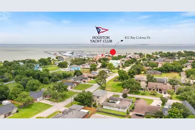 422 Bay Colony Drive, La Porte, TX 77571 - Photo 1