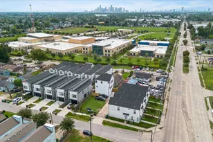 104 E 44th St, Houston, TX 77018 - Photo 20