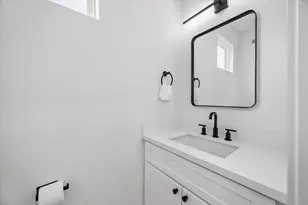 104 E 44th St, Houston, TX 77018 - Photo 10