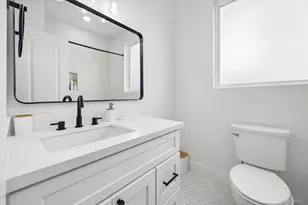 104 E 44th St, Houston, TX 77018 - Photo 16