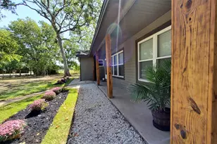 4703 Garvie Ln, Brookshire, TX 77423 - Photo 2