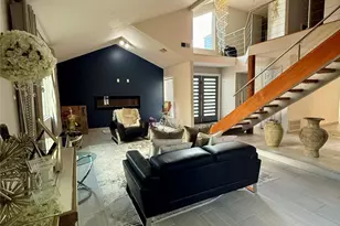 3222 Freshmeadows Dr, Houston, TX 77063 - Photo 12