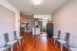 9103 Lazy Ln, Hitchcock, TX 77563 - Photo 12