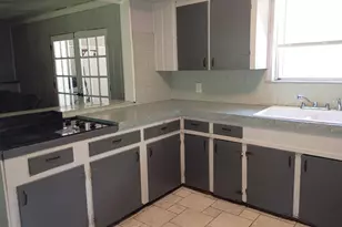 9103 Lazy Ln, Hitchcock, TX 77563 - Photo 34