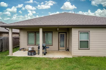 3907 Hawaiian Court, Baytown, TX 77521 - Photo 8