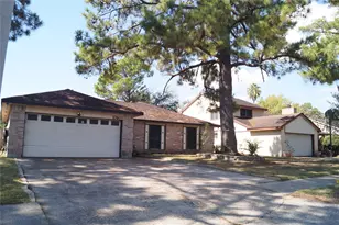 10603 MacKenzie Dr, Houston, TX 77086 - Photo 1